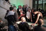 Podpisywanie płyt - Galeria zdjęć Gala "Przedsiębiorstw i Gmin Fair Play" 2012